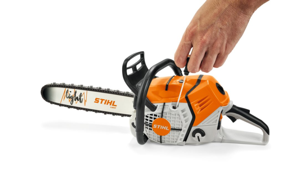 STIHL Spielzeug-Motorsäge mit Batteriebetrieb