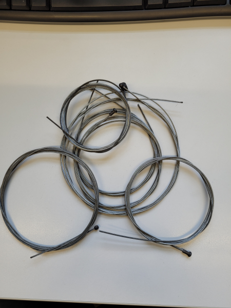 Diverse Kabel